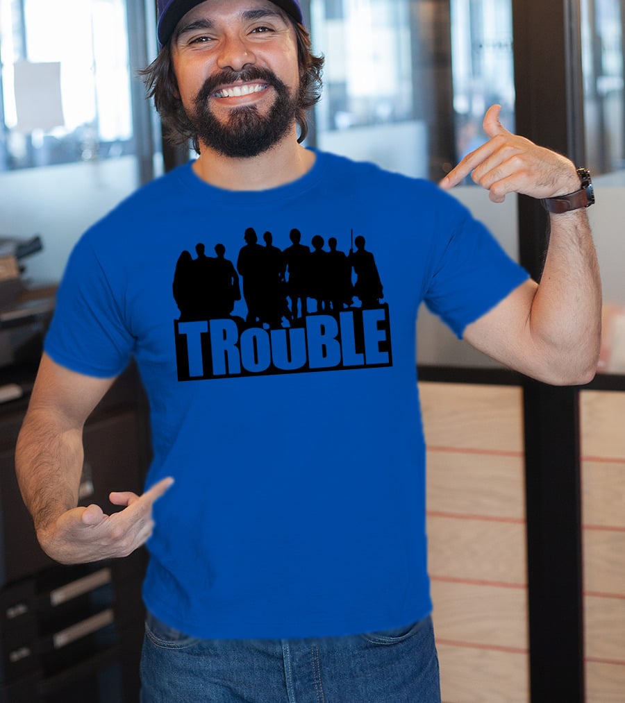 TROUBLE Silhouettes Ensemble T-Shirt
