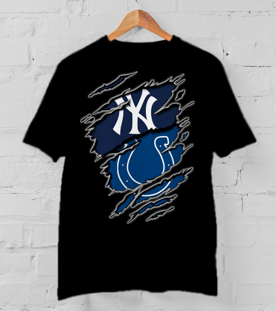 New York Yankees Logo Indianapolis Colts Horseshoe Ripped Effect T-Shirt