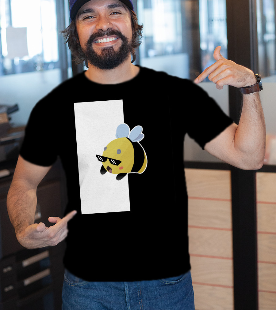 Tubbo And Ranboo Cool Bee Sunglasses Black And White Background T-Shirt
