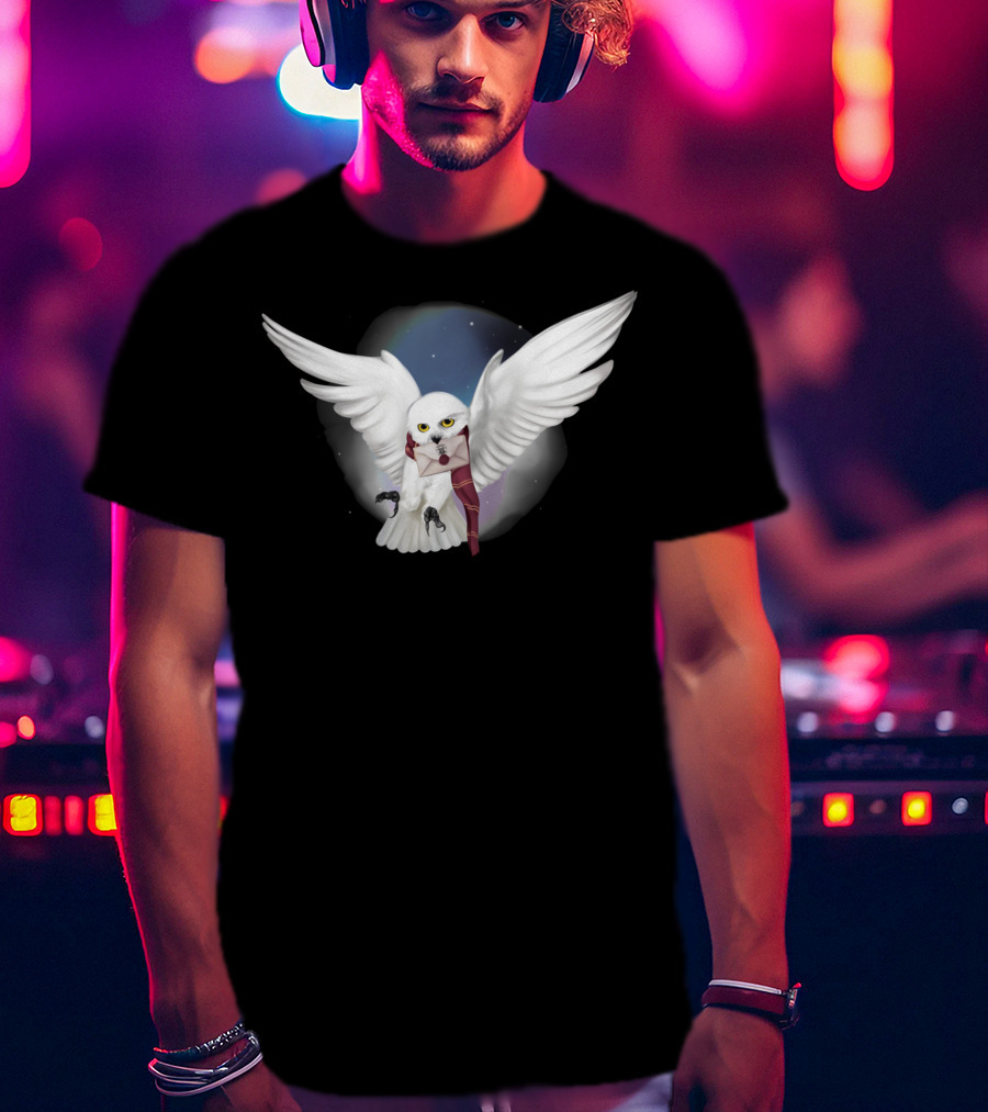 Snowy White Owl With Letter And Red Scarf In Starry Sky T-Shirt