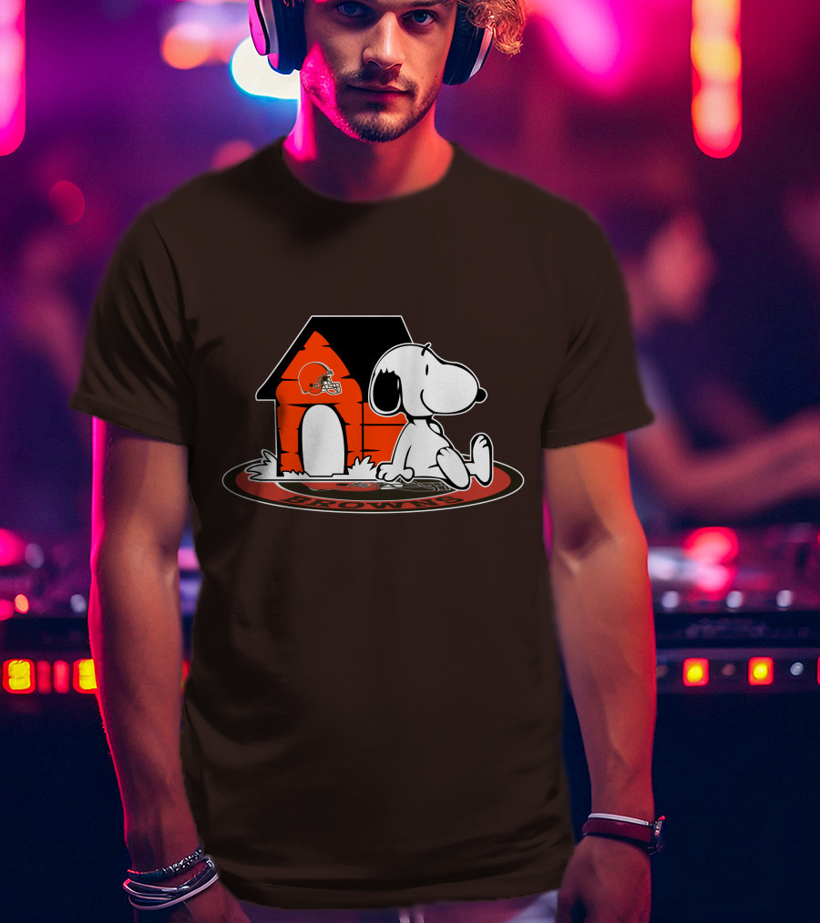 Cleveland Browns Football Fan Snoopy Now And Forever T-Shirt