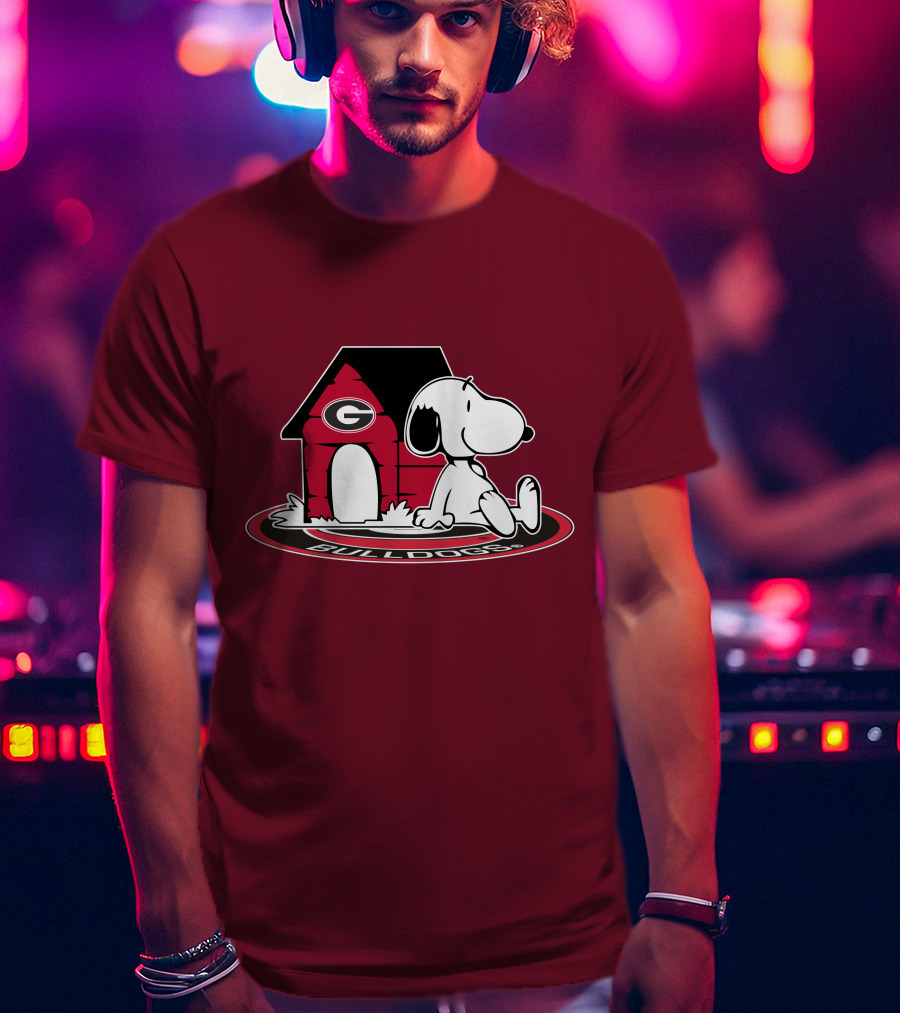 Snoopy Bulldogs Georgia Football Fan Now And Forever T-Shirt