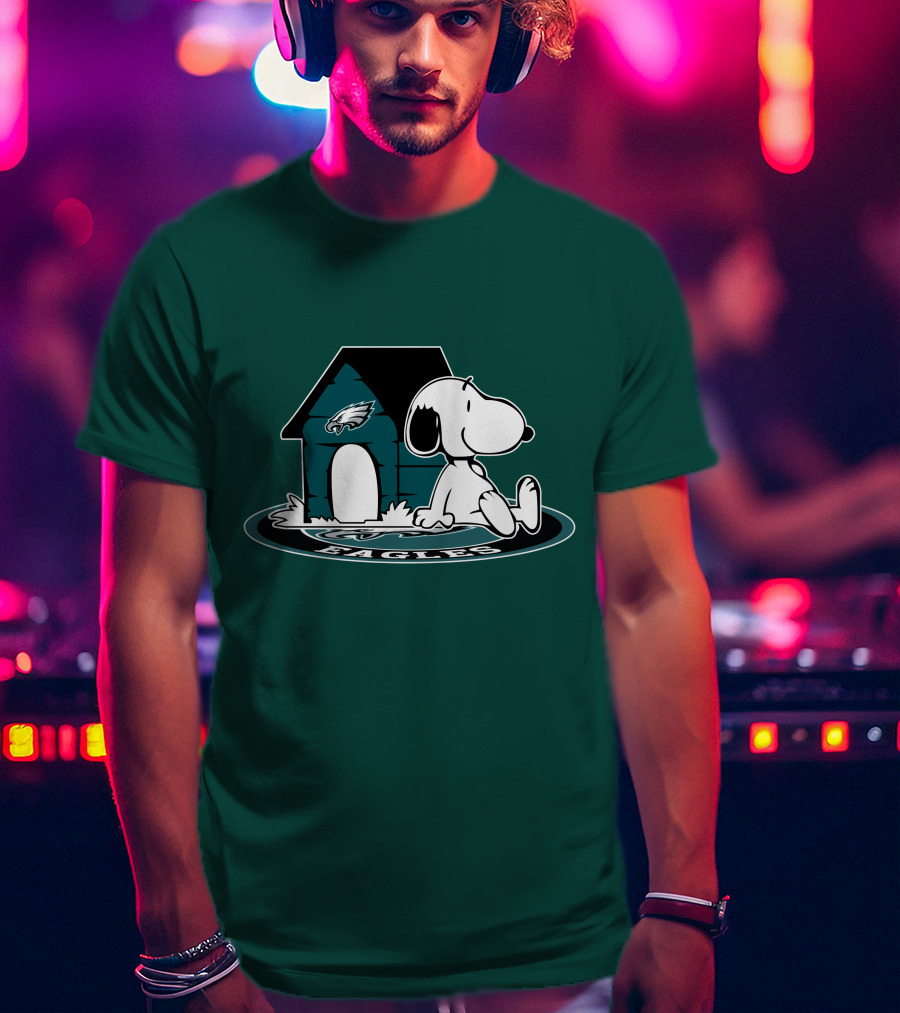 Snoopy Philadelphia Eagles Fan Now And Forever T-Shirt