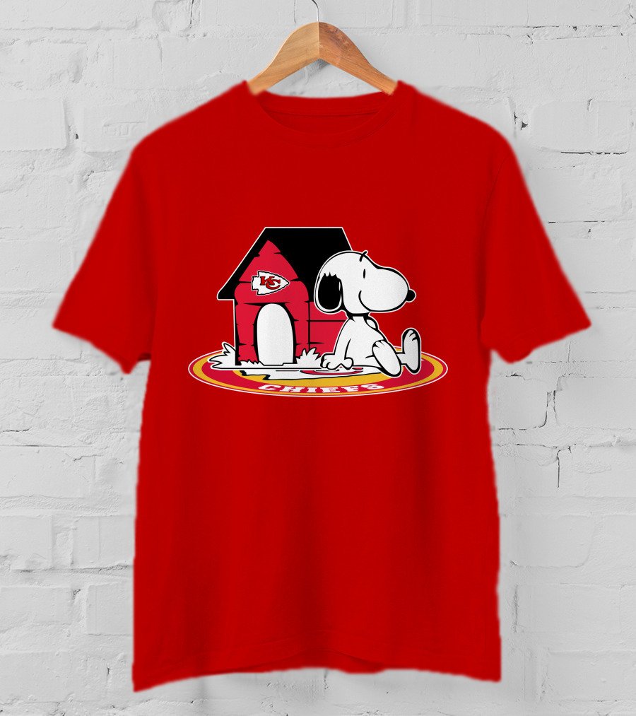 Kansas City Chiefs Snoopy Fan Now And Forever T-Shirt