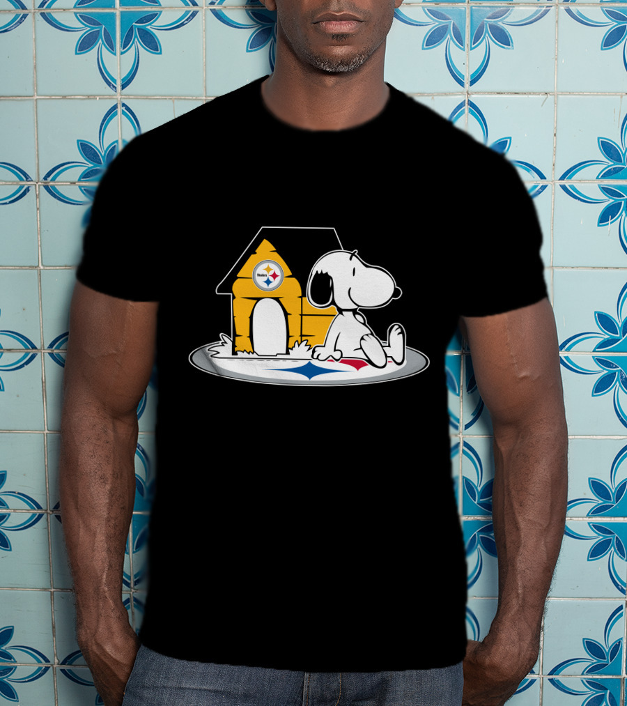 Snoopy With Pittsburgh Steelers Doghouse Football Fan Forever T-Shirt