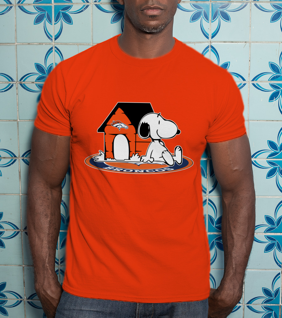 Denver Broncos Snoopy Fan Forever T-Shirt