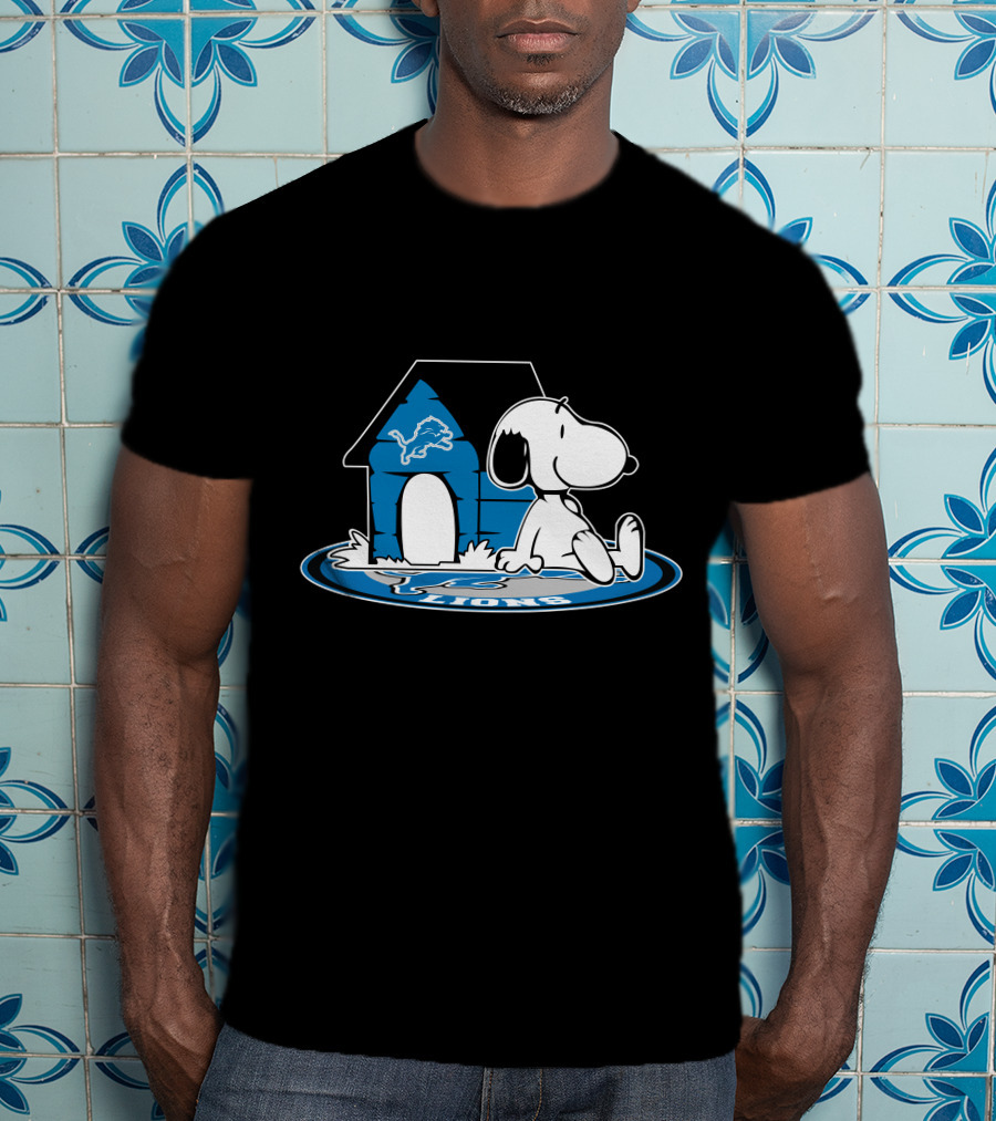 Detroit Lions Football Forever Snoopy Fan Art Peanuts T-Shirt