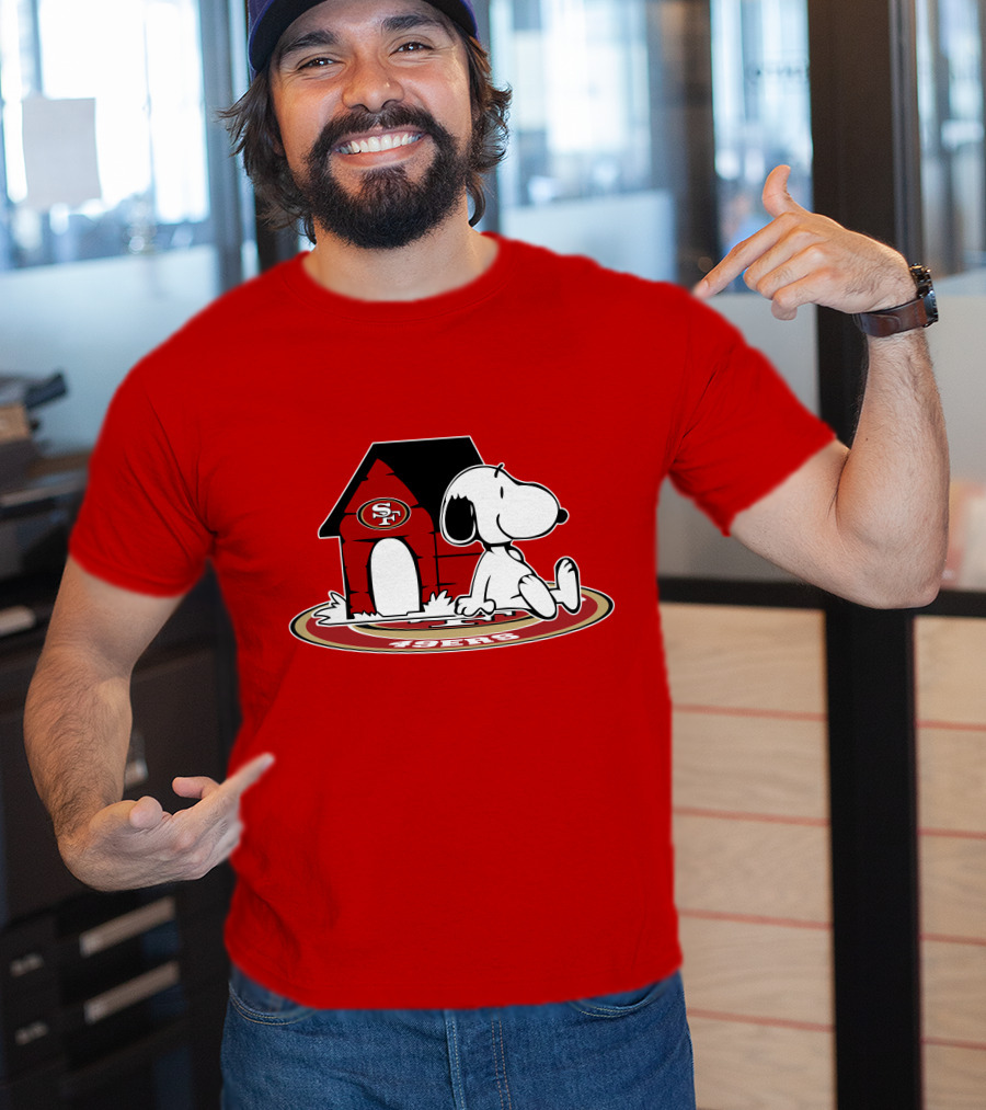 San Francisco 49ers Snoopy Fan Forever T-Shirt