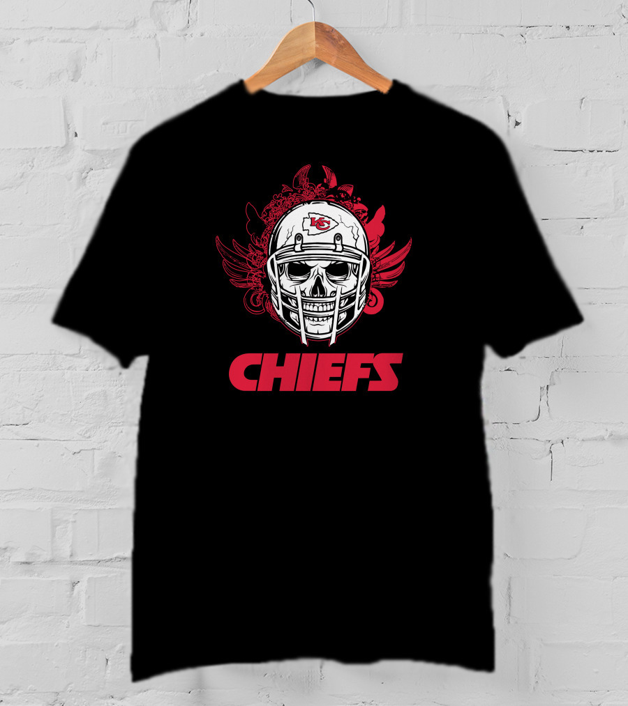 Kansas City Chiefs Skull Helmet T-Shirt