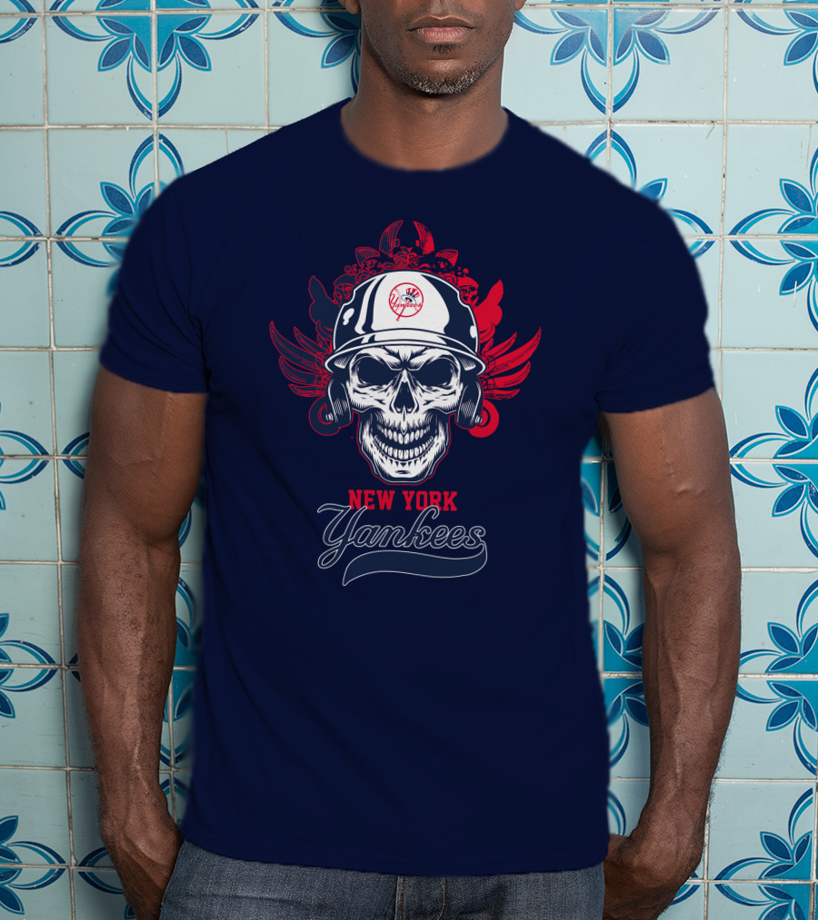 New York Yankees Skull Wings Helmet T-Shirt