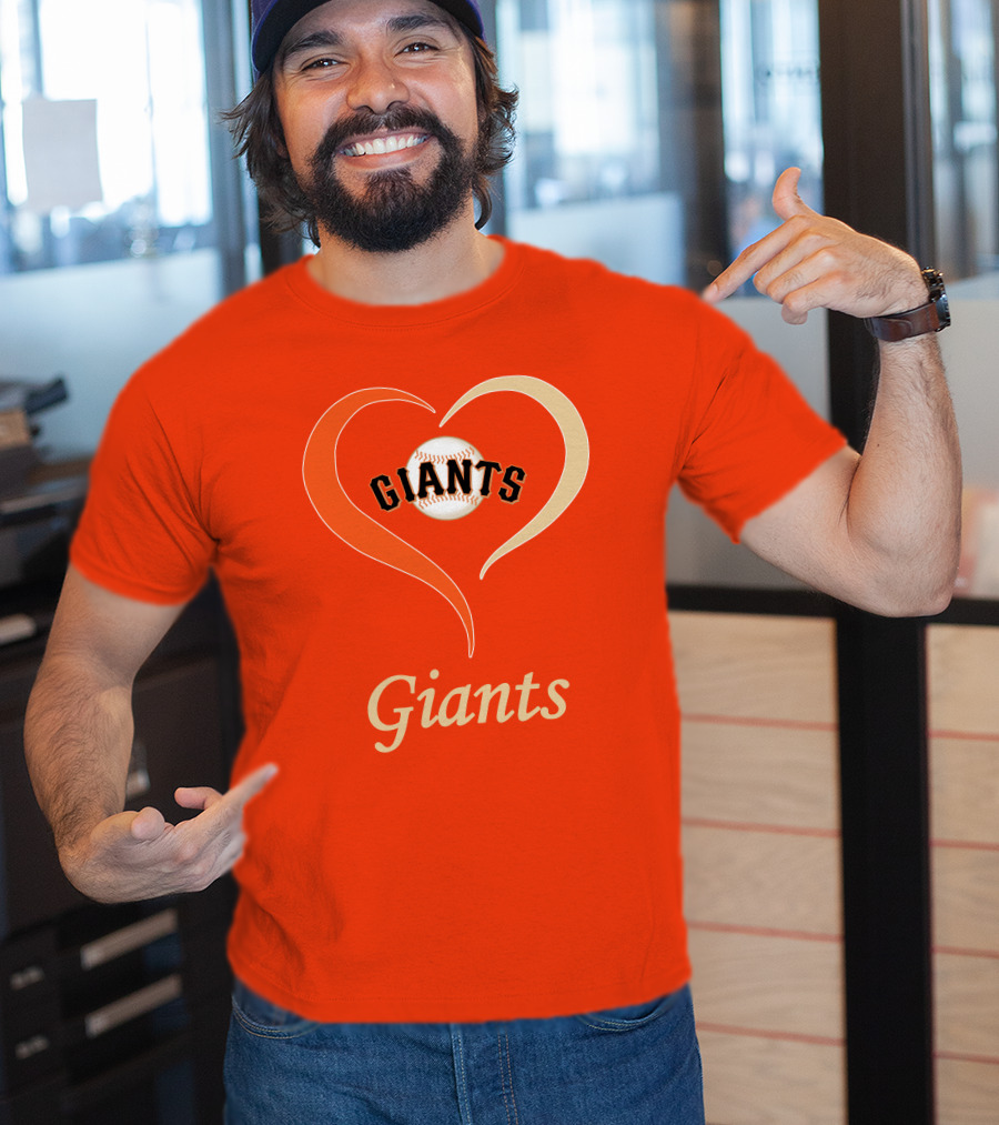 San Francisco Giants Baseball Heart Fan T-Shirt