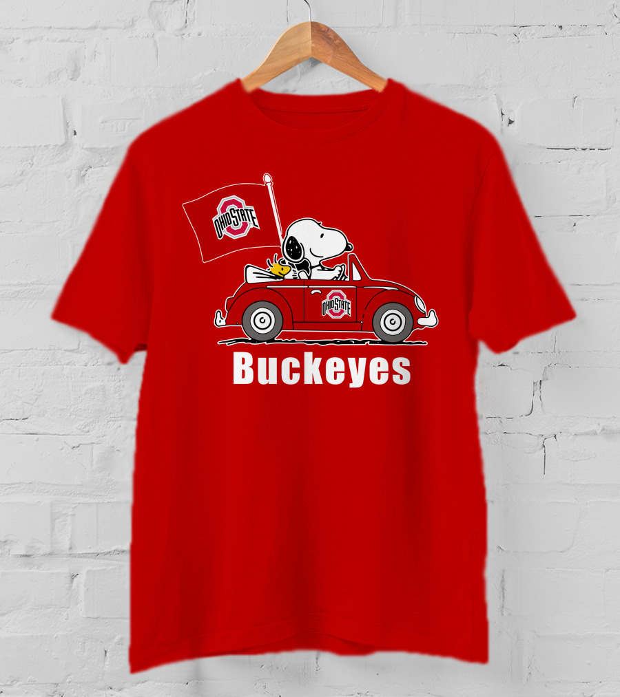 Ohio State Buckeyes Snoopy In Red Car With Flag T-Shirt