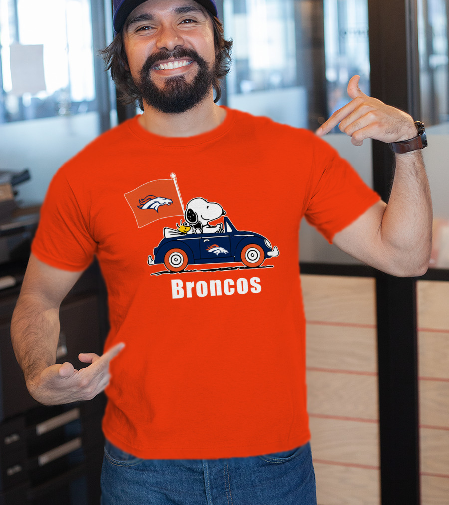 Denver Broncos Snoopy Car Broncos Flag T-Shirt