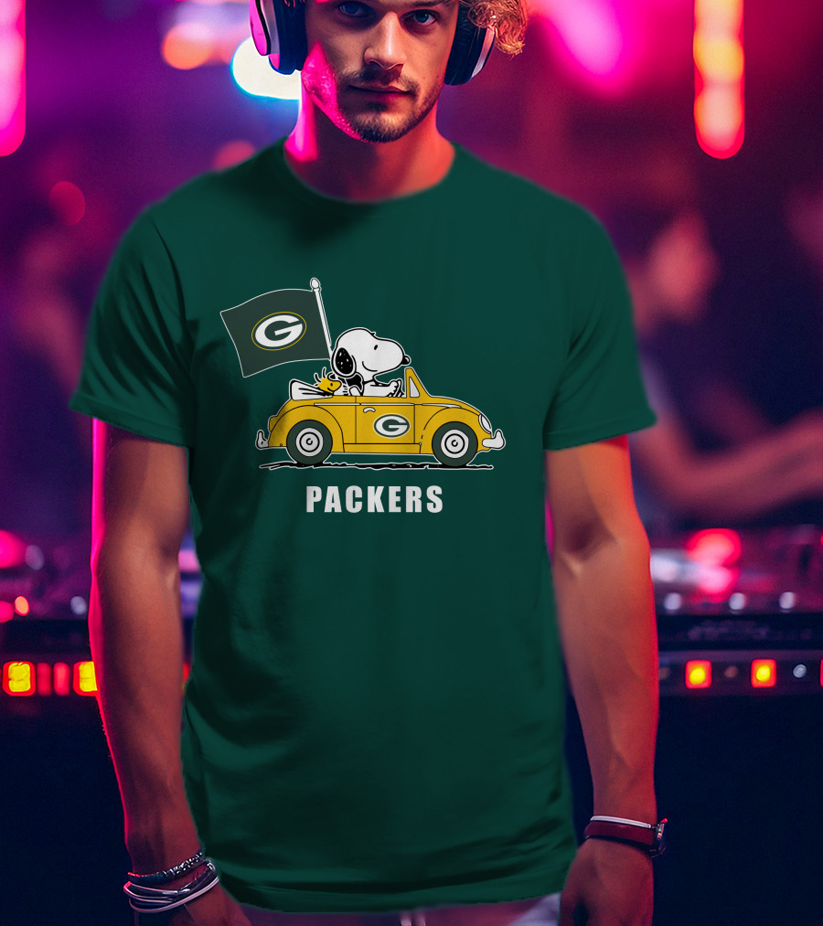 Green Bay Packers Snoopy Driving Car T-Shirt