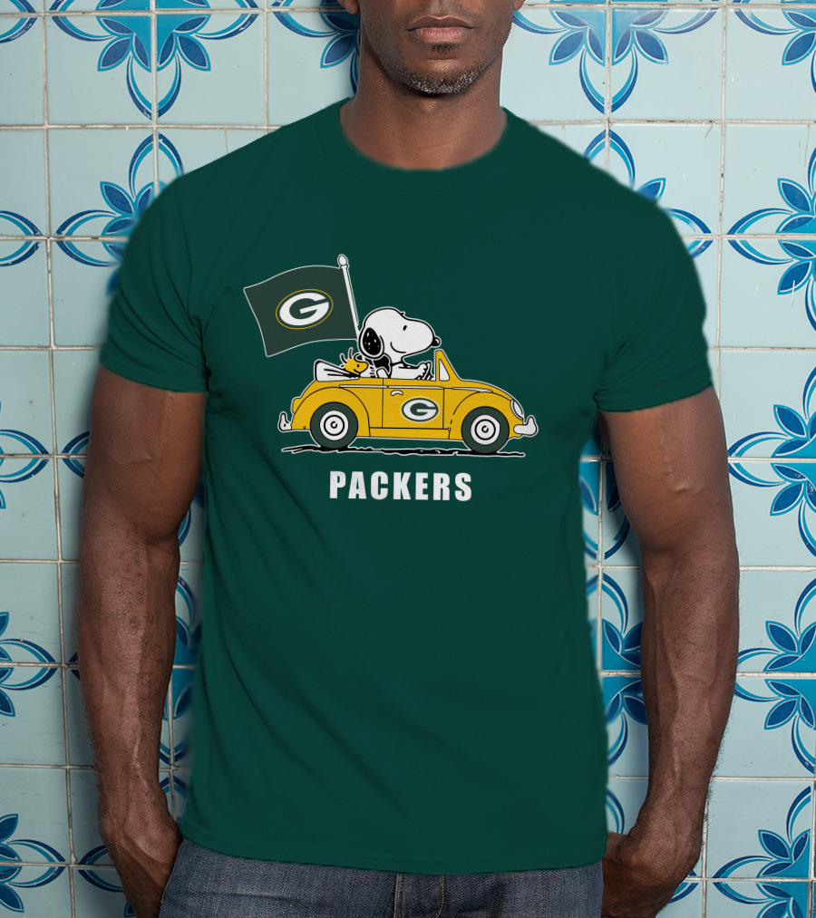 Green Bay Packers Snoopy Driving Car T-Shirt