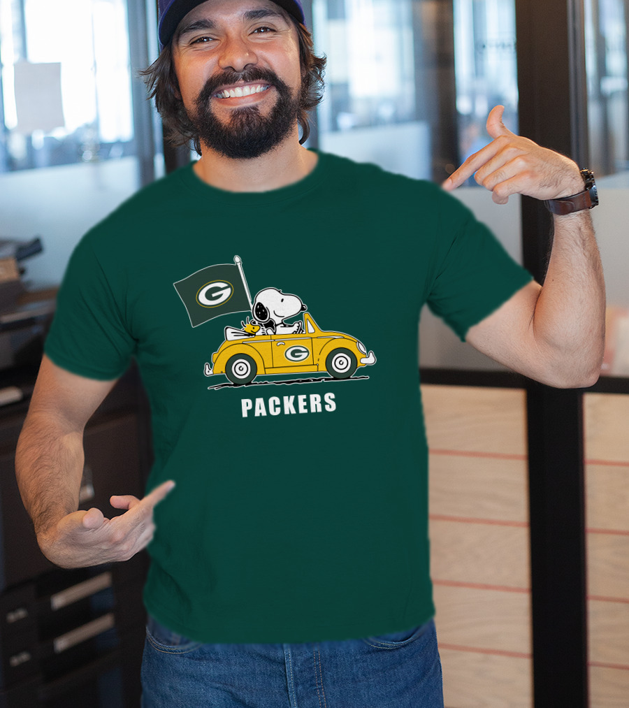 Green Bay Packers Snoopy Driving Car T-Shirt