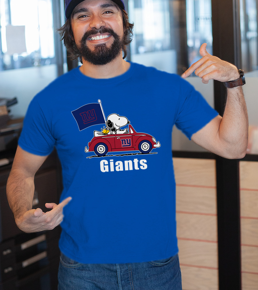 New York Giants Snoopy Driving With Woodstock And Flag T-Shirt