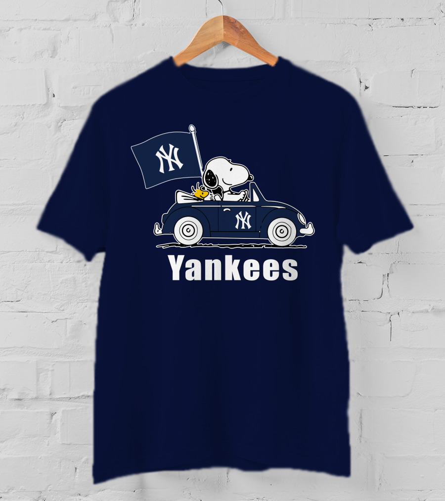 Yankees Snoopy Car New York Yankees Flag T-Shirt
