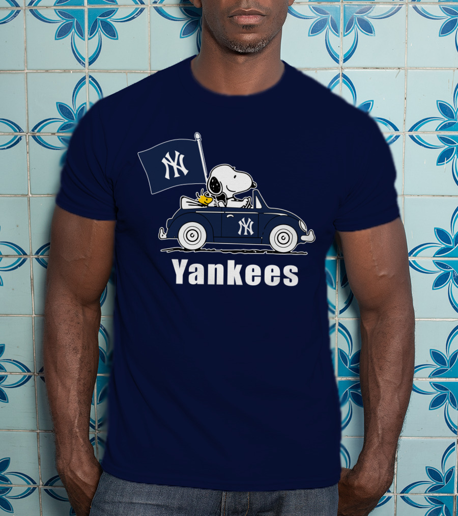Yankees Snoopy Car New York Yankees Flag T-Shirt