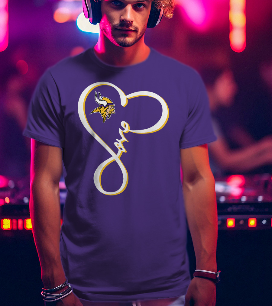 Love Minnesota Vikings Heart T-Shirt