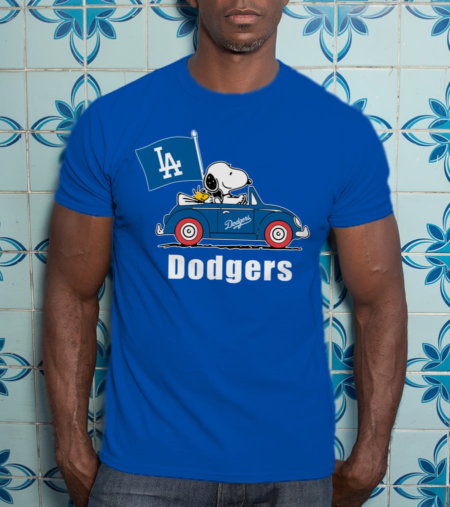Dodgers Snoopy Woodstock Driving Car LA Flag T-Shirt