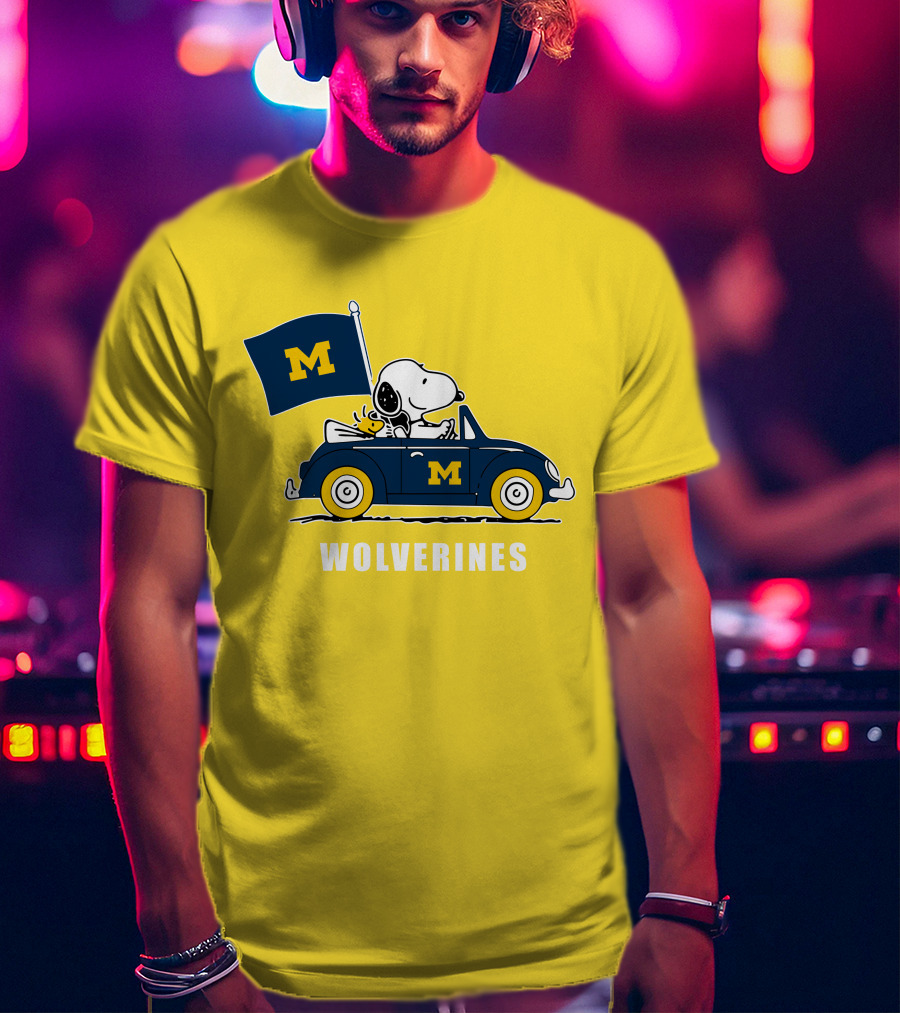 Michigan Wolverines Snoopy Driving With Flag T-Shirt