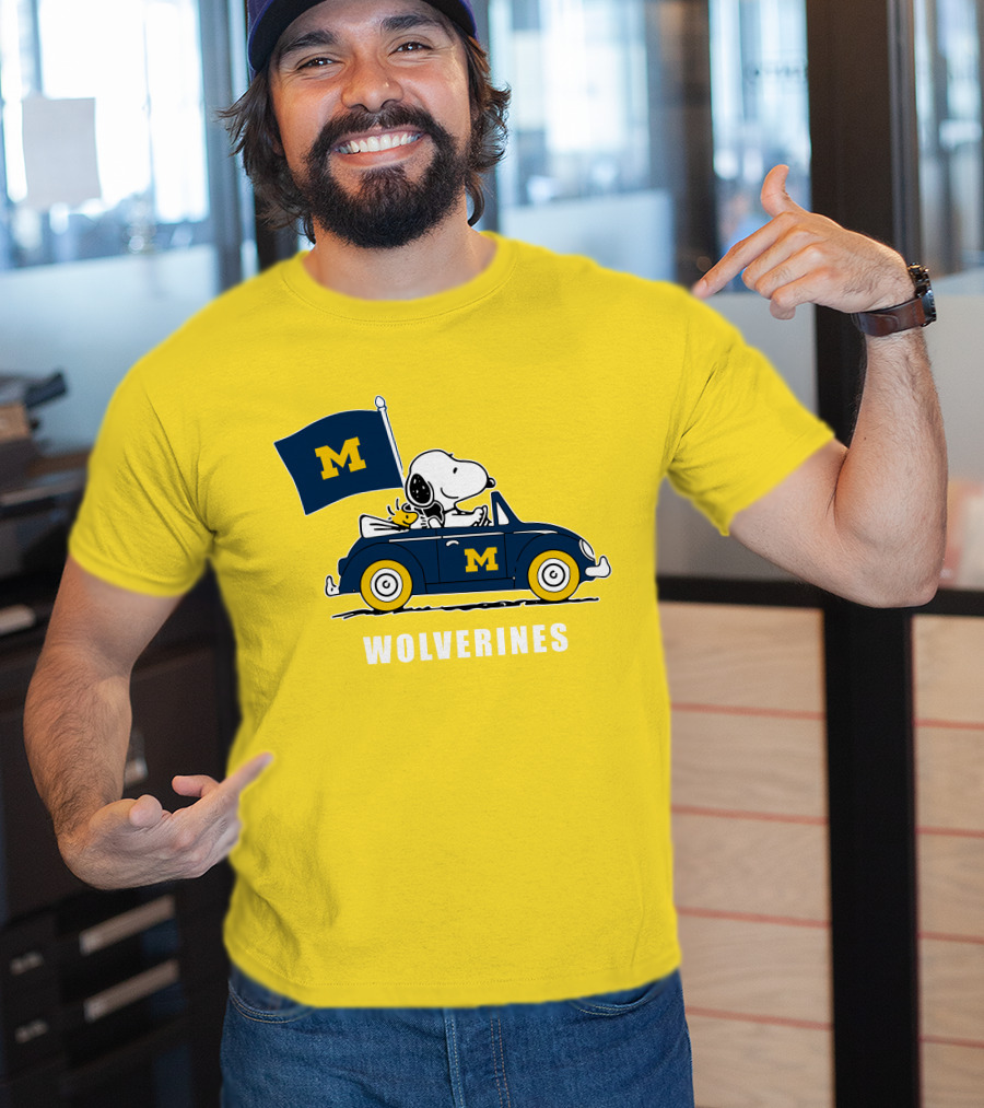 Michigan Wolverines Snoopy Driving With Flag T-Shirt