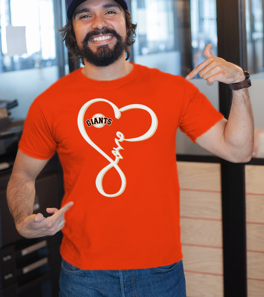 San Francisco Giants Love Heart Script T-Shirt