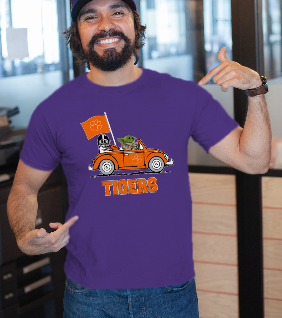 Clemson Tigers Darth Vader Baby Yoda Driving Star Wars Football Car T-Shirt