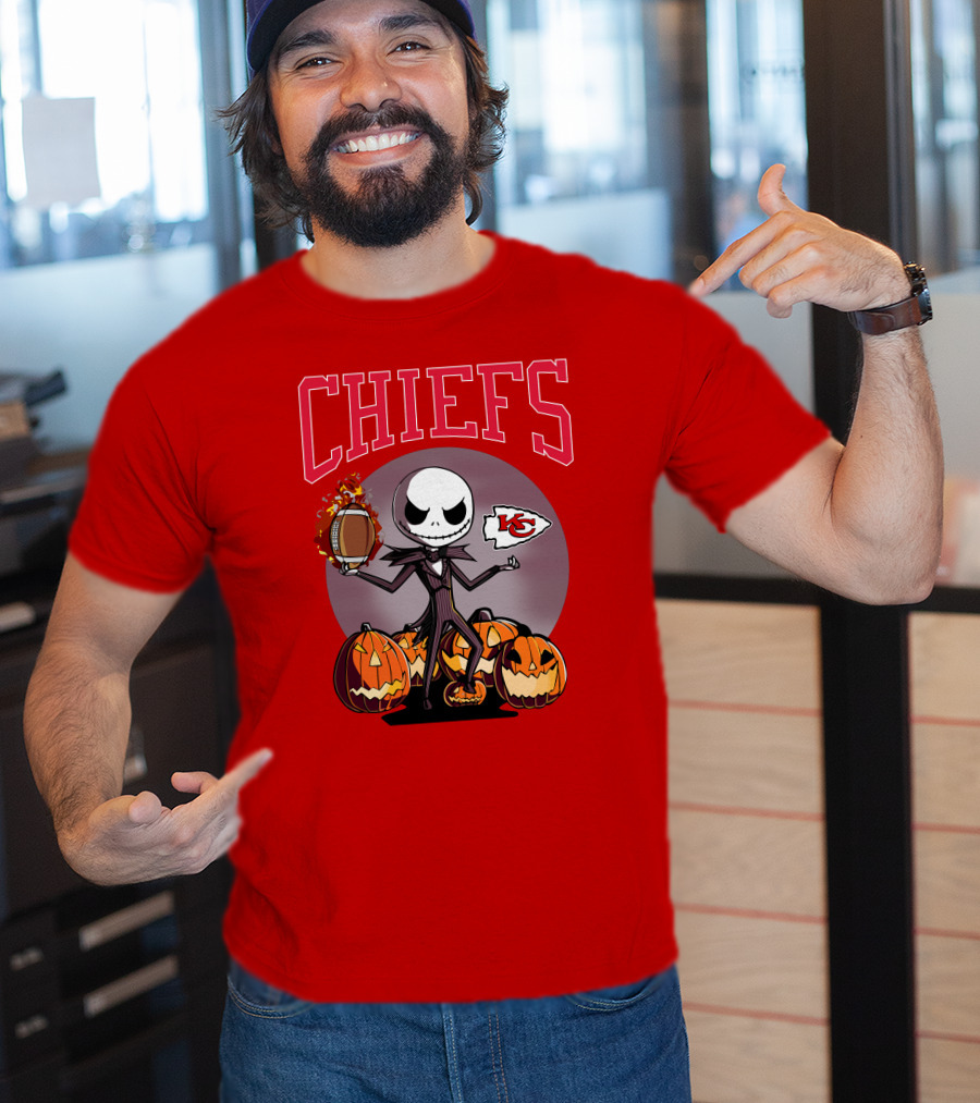 Kansas City Chiefs Jack Skellington Halloween Football Pumpkins T-Shirt