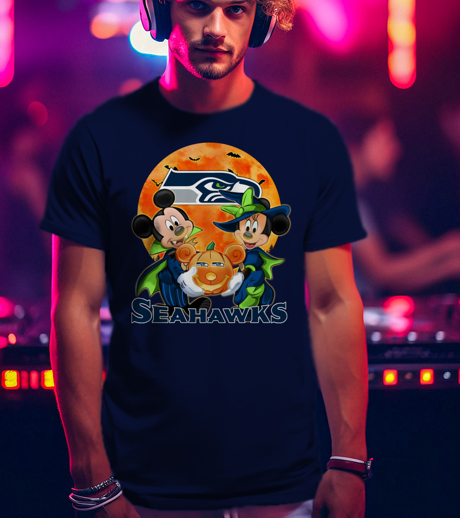 Seattle Seahawks Mickey Mouse And Minnie Mouse Halloween Pumpkin T-Shirt