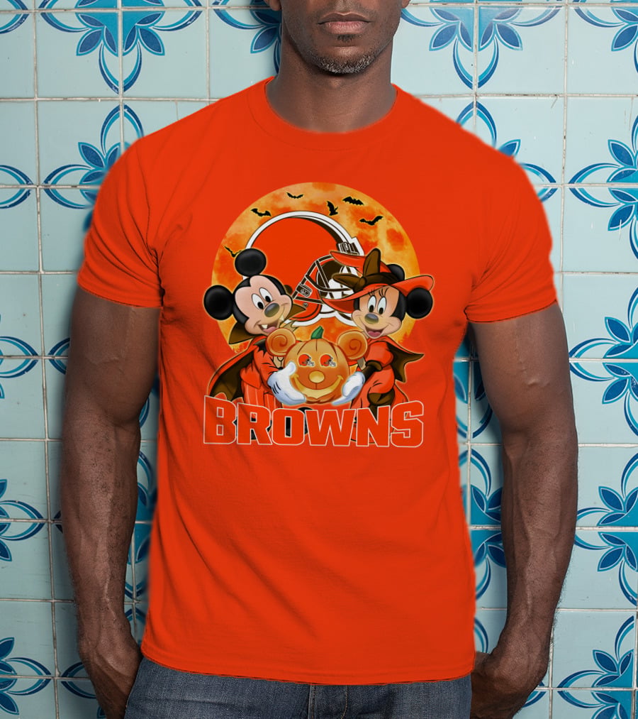 Cleveland Browns Mickey And Minnie Mouse Halloween Bats Pumpkin Helmet T-Shirt
