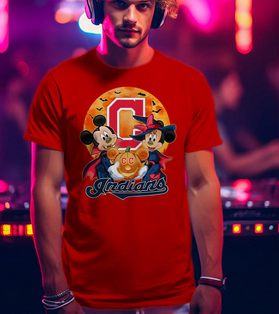 Cleveland Indians Mickey Mouse Minnie Mouse Halloween C Logo Pumpkin T-Shirt