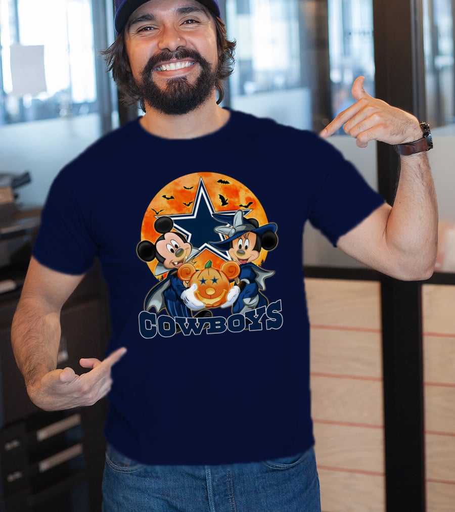 Cowboys Halloween Mickey Mouse And Minnie Mouse With Pumpkin Dallas T-Shirt