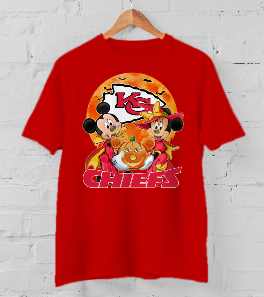 Kansas City Chiefs Mickey Mouse Minnie Mouse Halloween Chiefs Logo Pumpkin T-Shirt