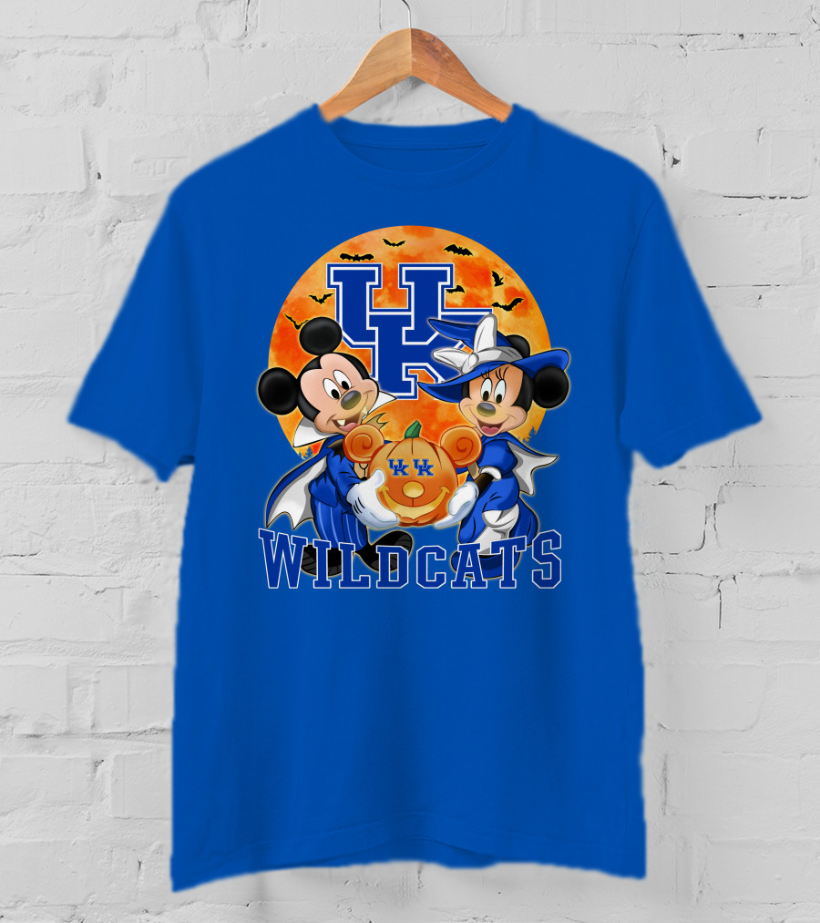 Kentucky Wildcats Mickey Mouse Minnie Mouse Halloween Moon Pumpkin T-Shirt