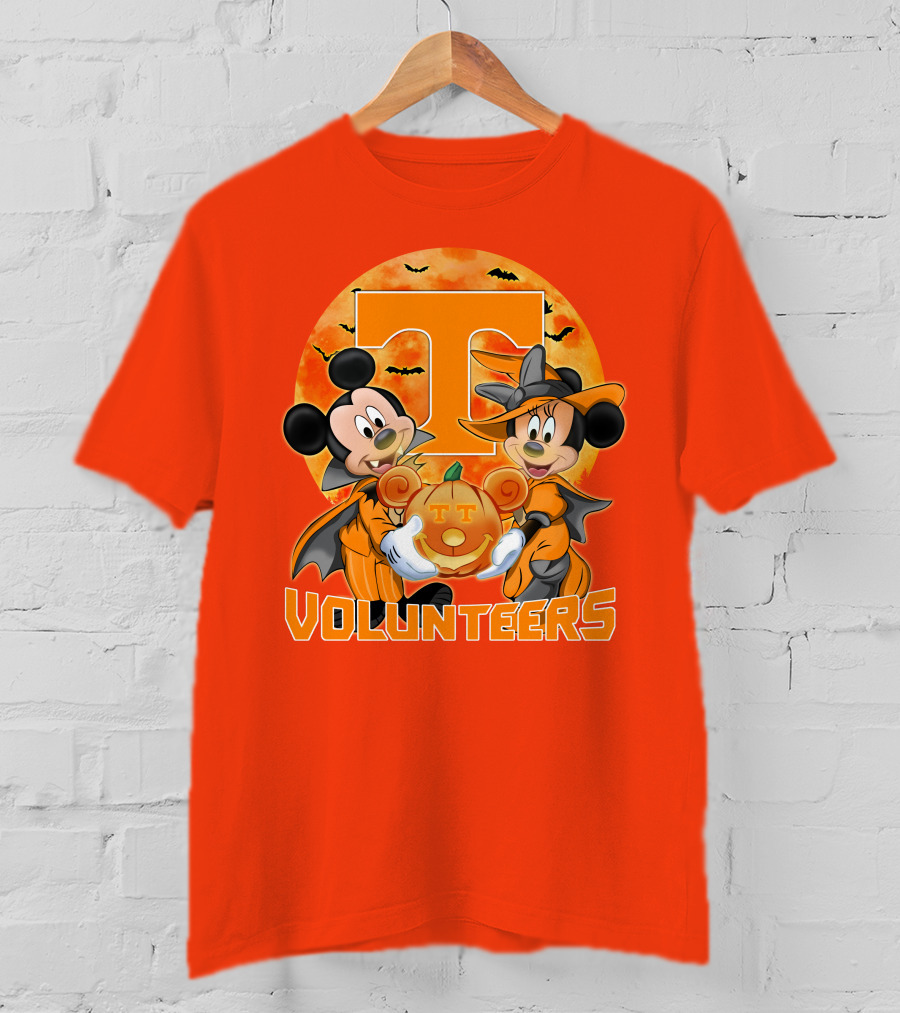 Tennessee Volunteers Mickey And Minnie Halloween Pumpkin T-Shirt