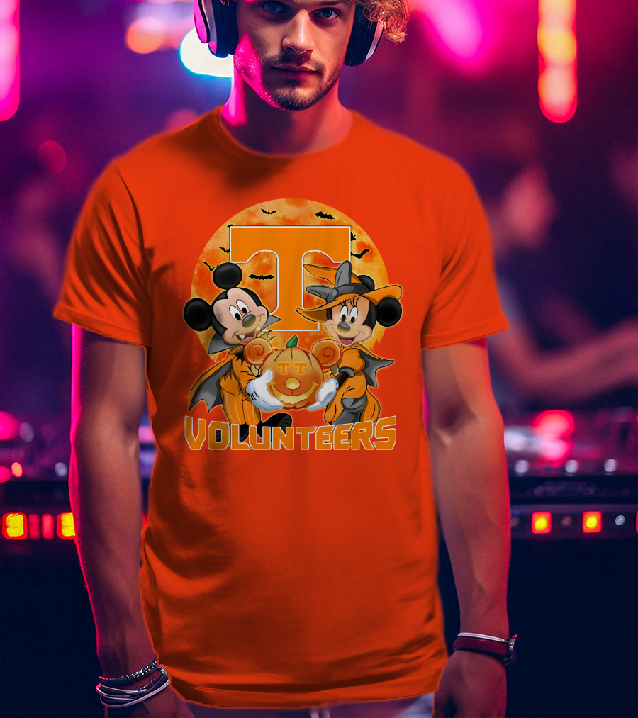 Tennessee Volunteers Mickey And Minnie Halloween Pumpkin T-Shirt