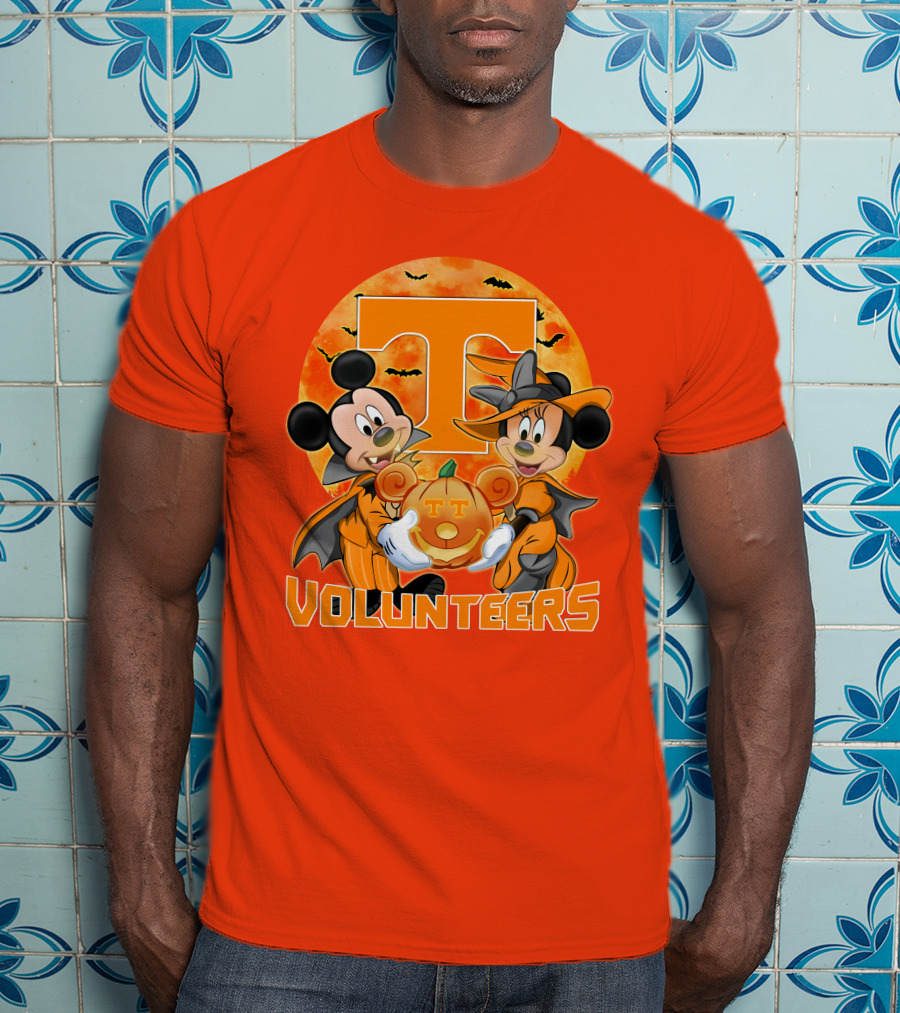 Tennessee Volunteers Mickey And Minnie Halloween Pumpkin T-Shirt