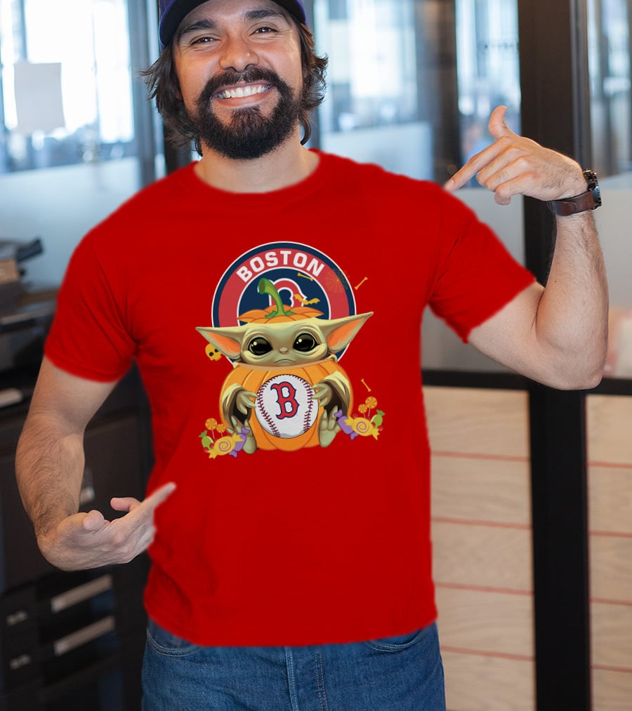 Boston Red Sox Halloween Baby Yoda Pumpkin Hug T-Shirt