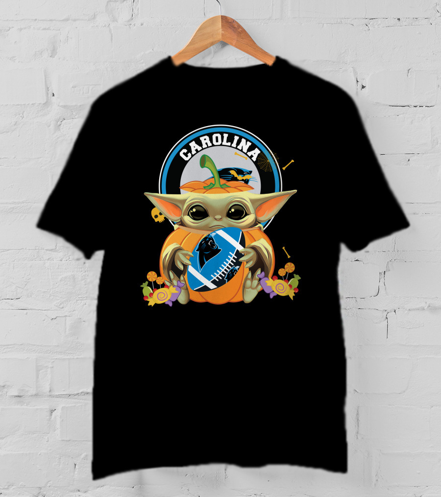 Halloween Pumpkin Baby Yoda Carolina Panthers Football Hug T-Shirt