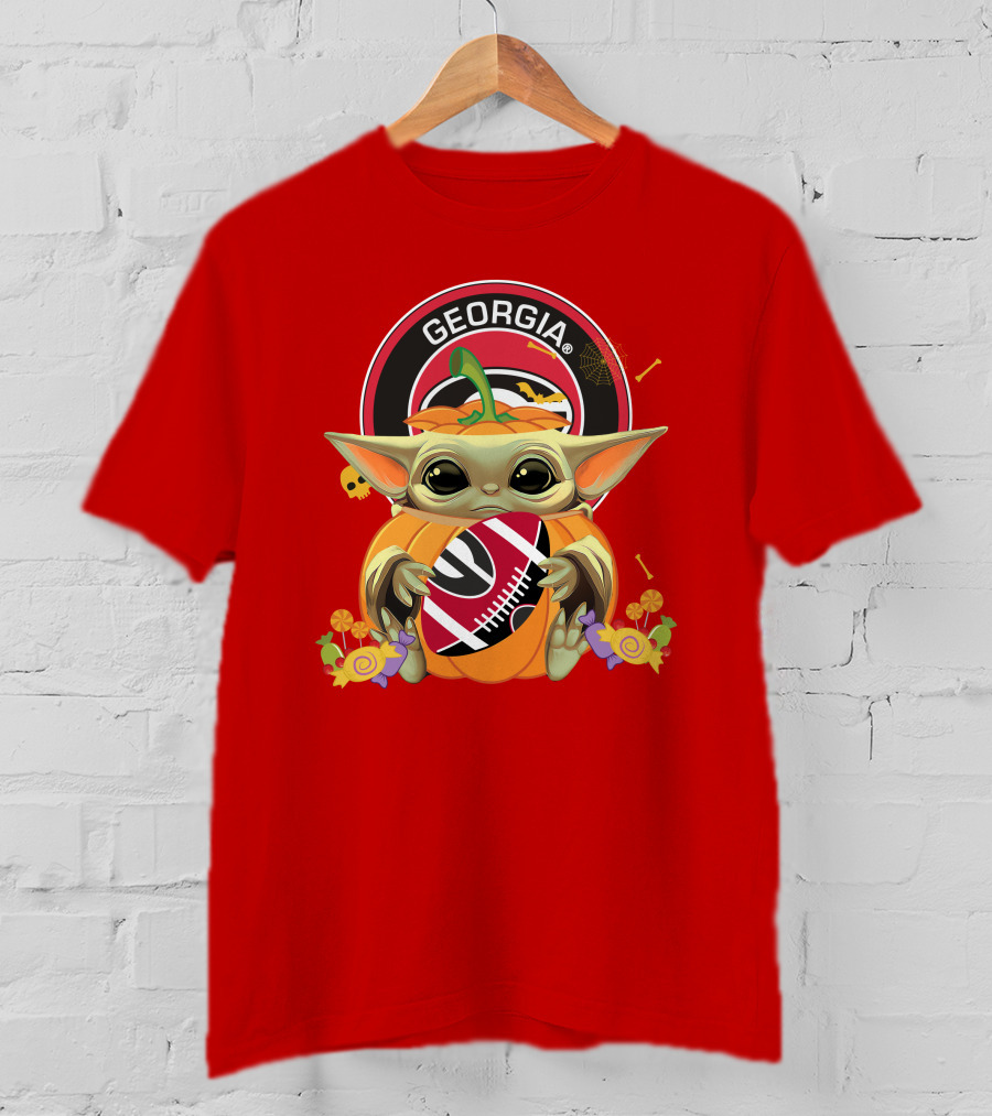 Halloween Pumpkin Baby Yoda Georgia Bulldogs Hug T-Shirt