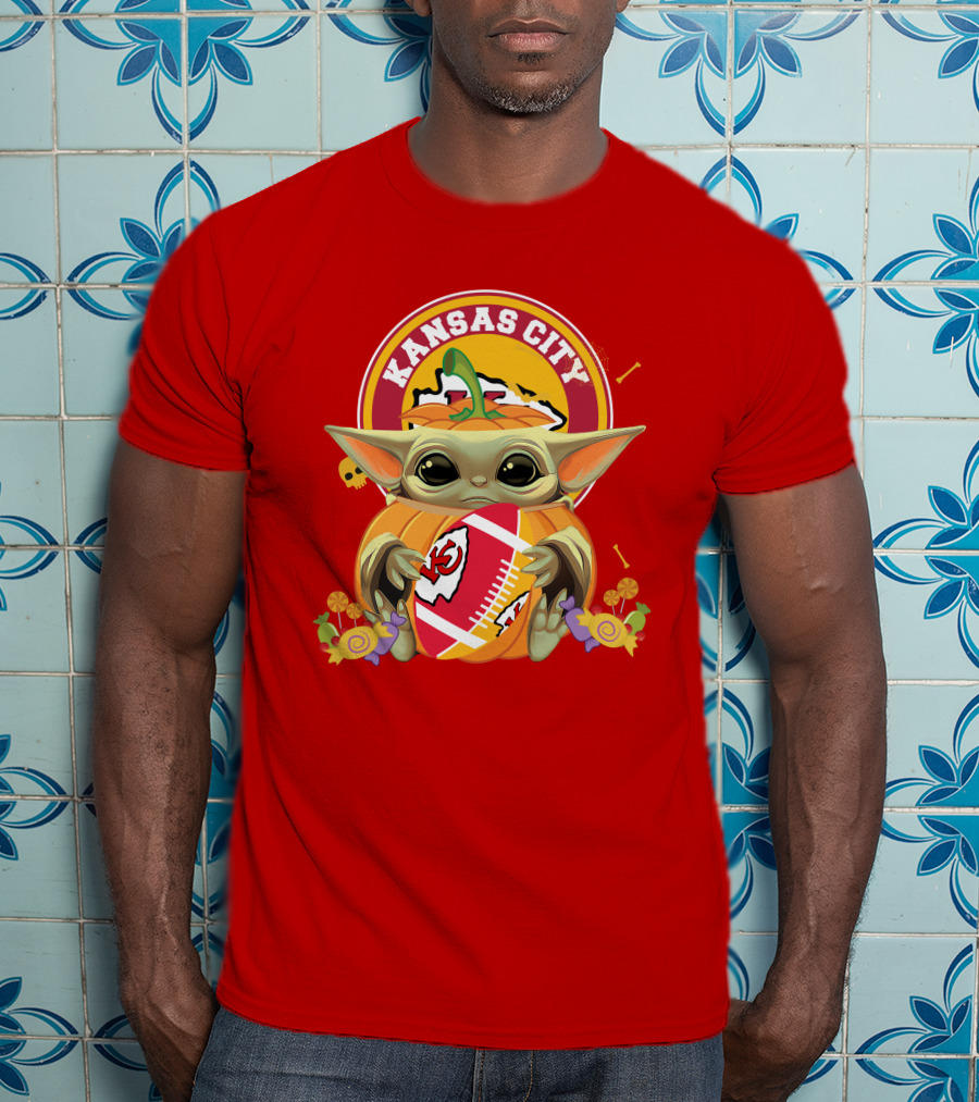 Halloween Pumpkin Baby Yoda Kansas City Chiefs Football Hug T-Shirt