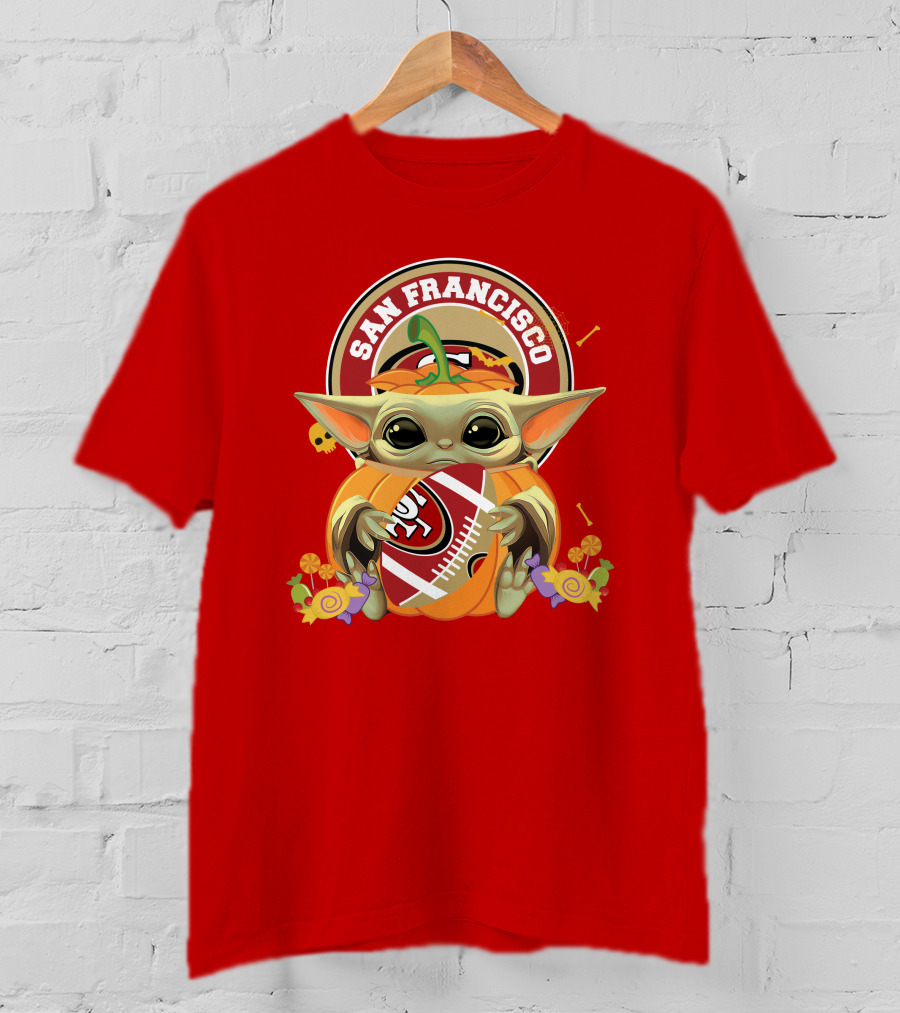 Halloween Pumpkin Baby Yoda Hug San Francisco 49ers Football T-Shirt