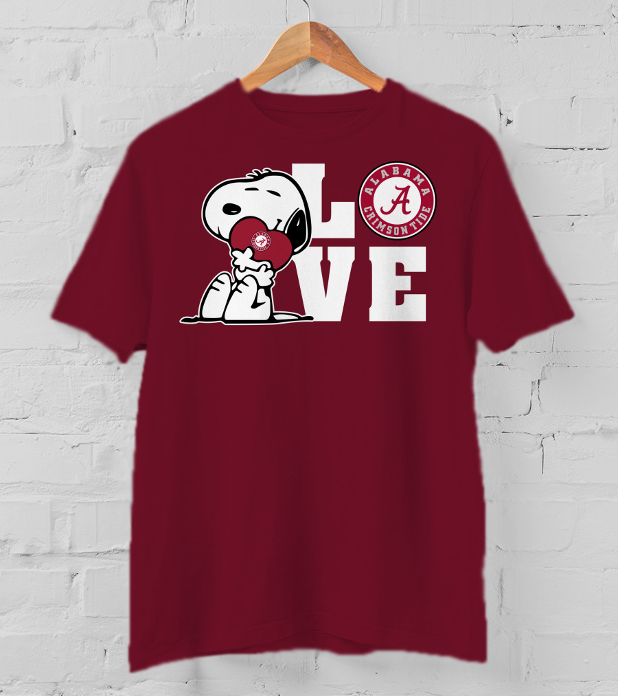 Snoopy Love Alabama Crimson Tide Football T-Shirt