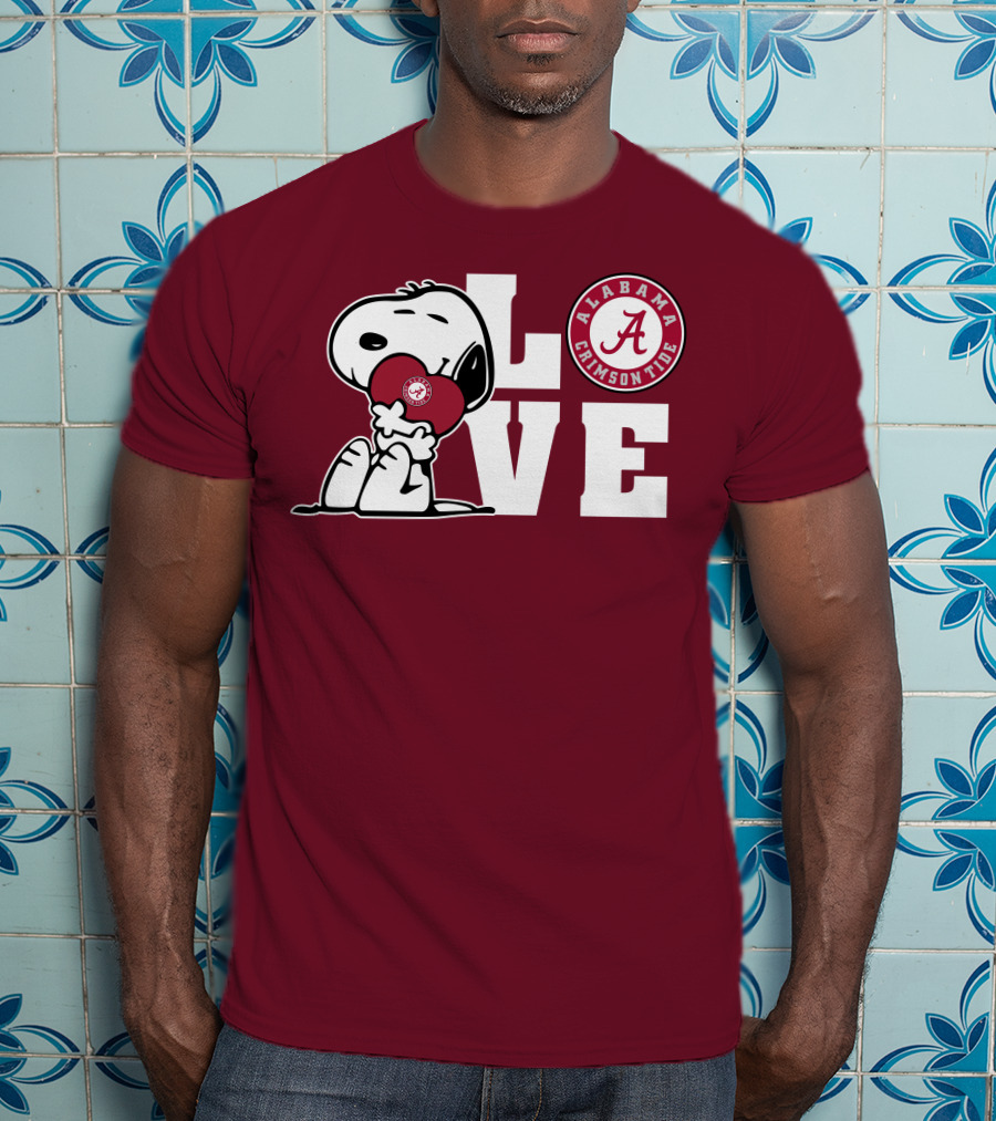 Snoopy Love Alabama Crimson Tide Football T-Shirt