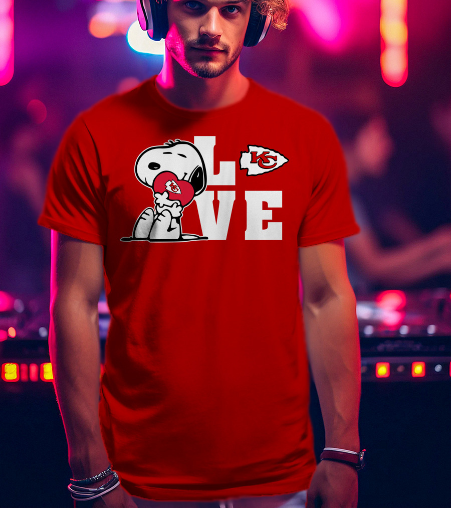 Snoopy Love Kc Kansas City Chiefs T-Shirt