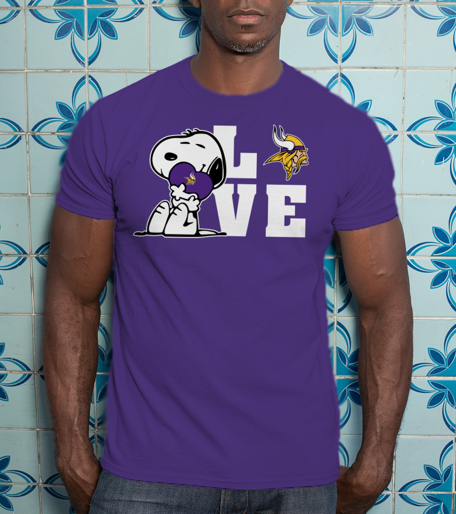 Snoopy Love Minnesota Vikings Logo Heart Hug T-Shirt