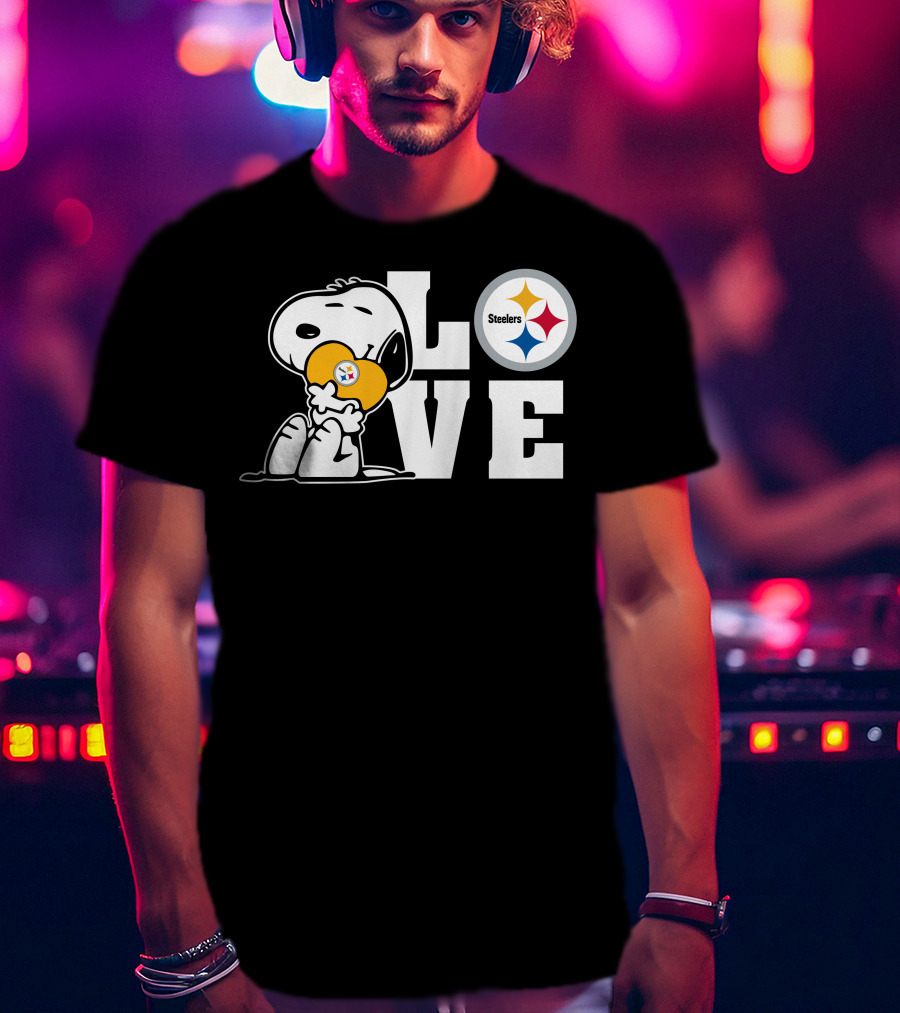 Snoopy Love Pittsburgh Steelers Football Fans T-Shirt