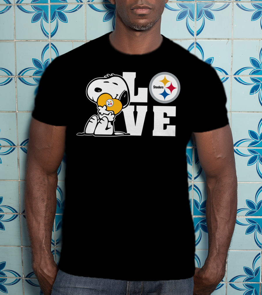 Snoopy Love Pittsburgh Steelers Football Fans T-Shirt
